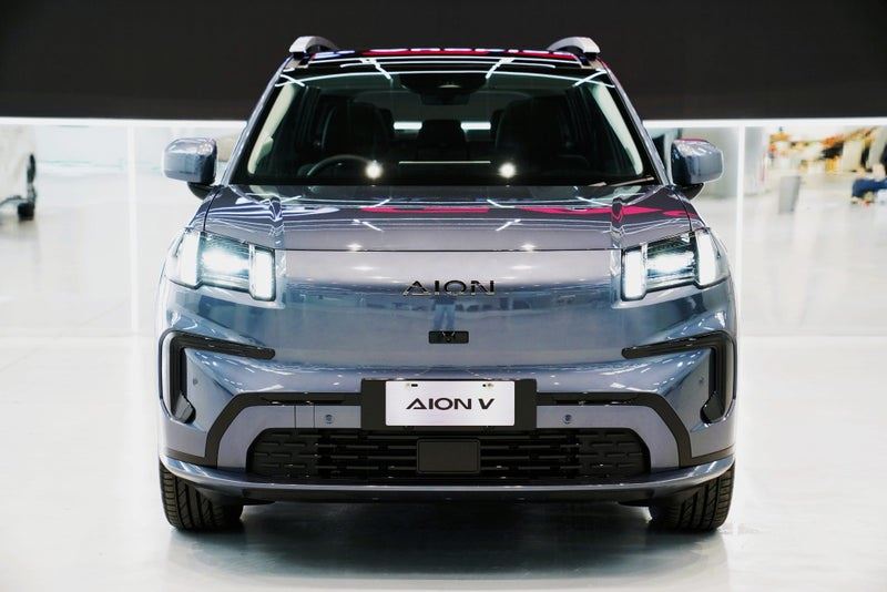 Vehicle image 3