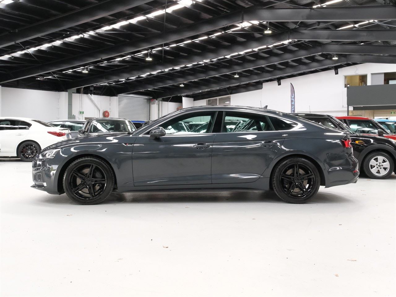 Vehicle image 5
