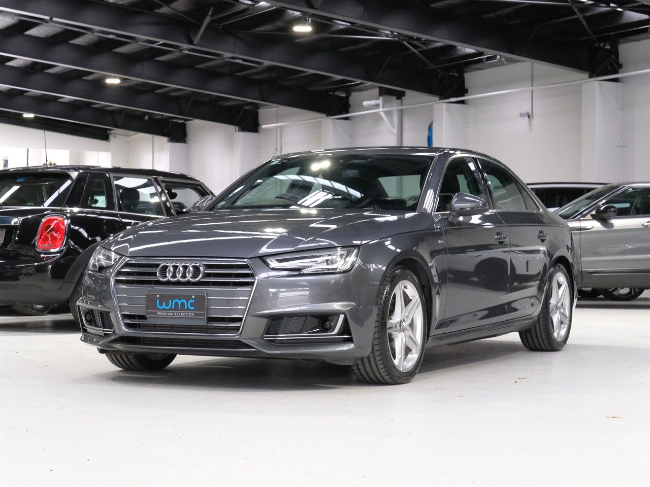 Vehicle image 4