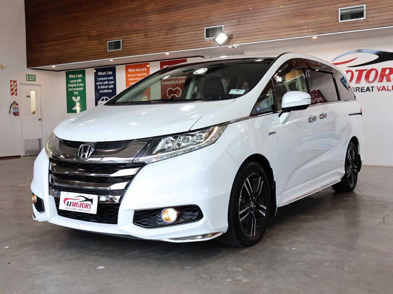 Vehicle image 3
