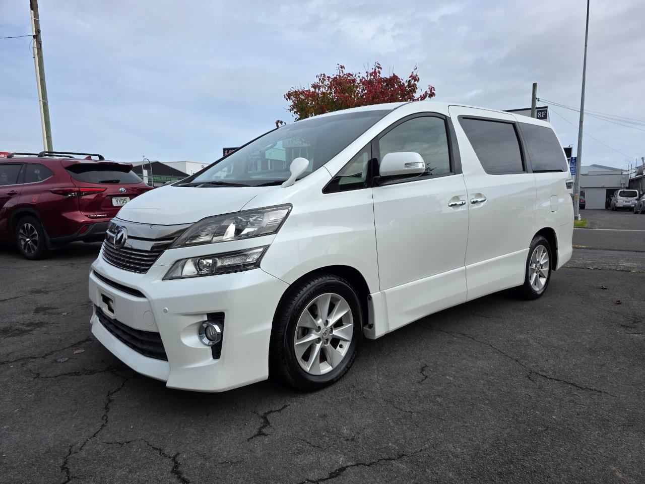 Vehicle image 4
