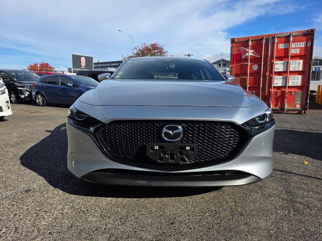 Vehicle image 3
