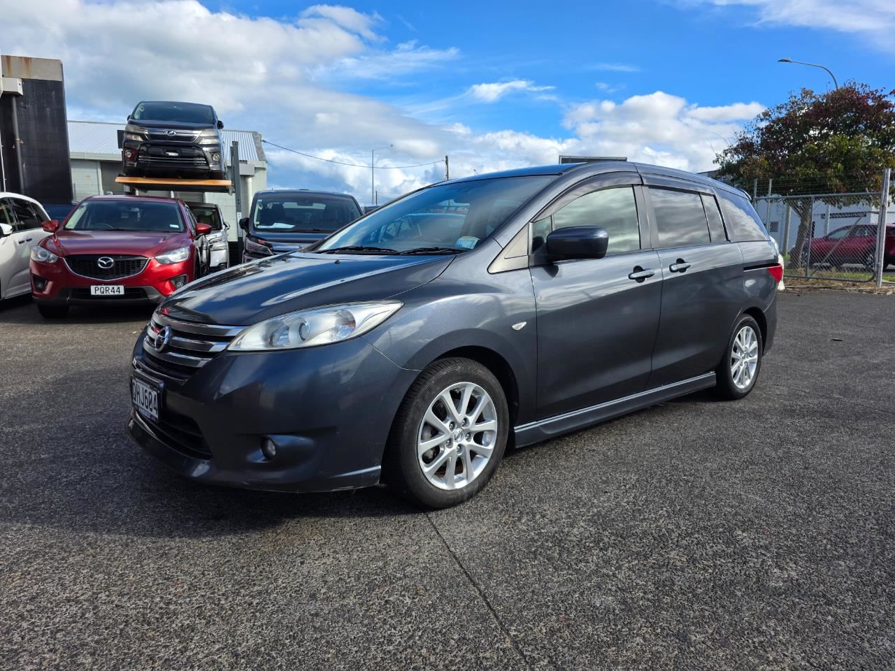 Vehicle image 4