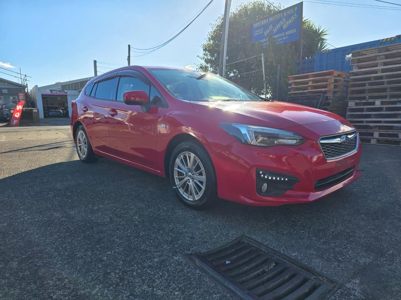 Vehicle image 4