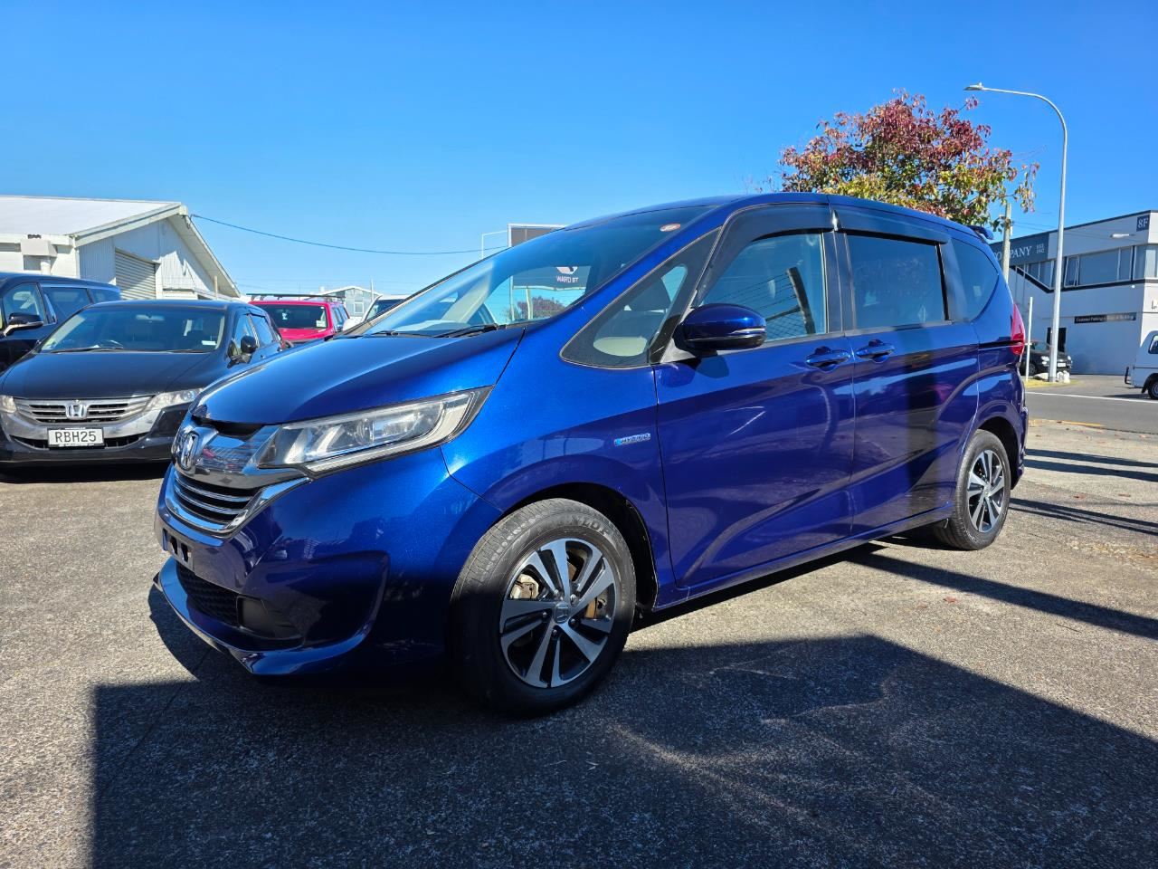 Vehicle image 4