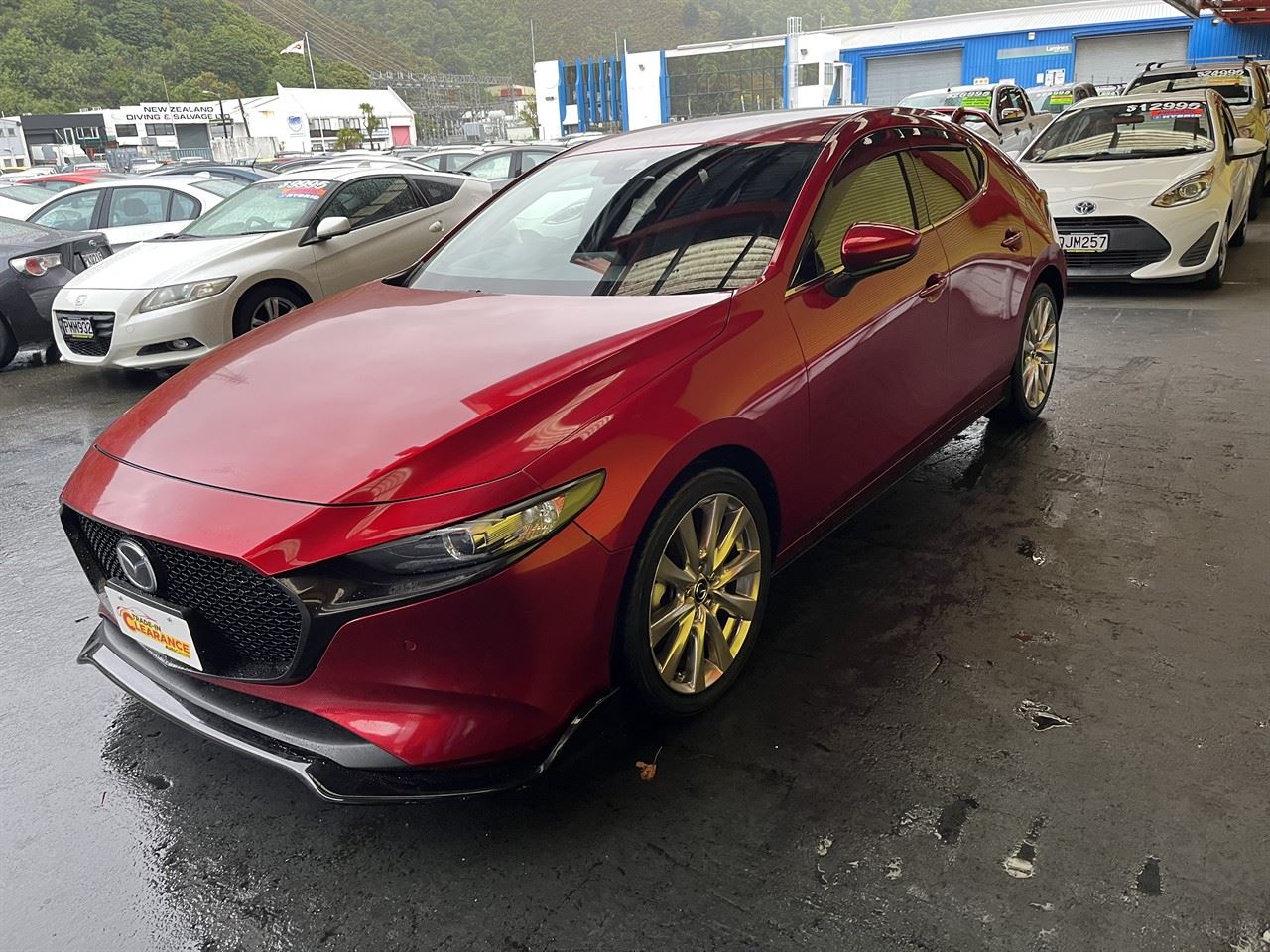 Vehicle image 3