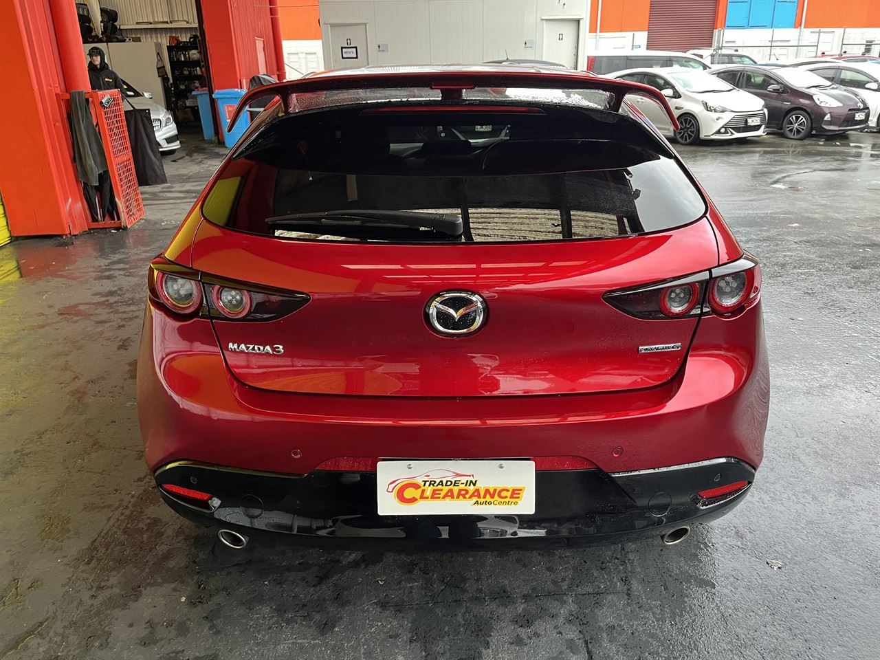 Vehicle image 5
