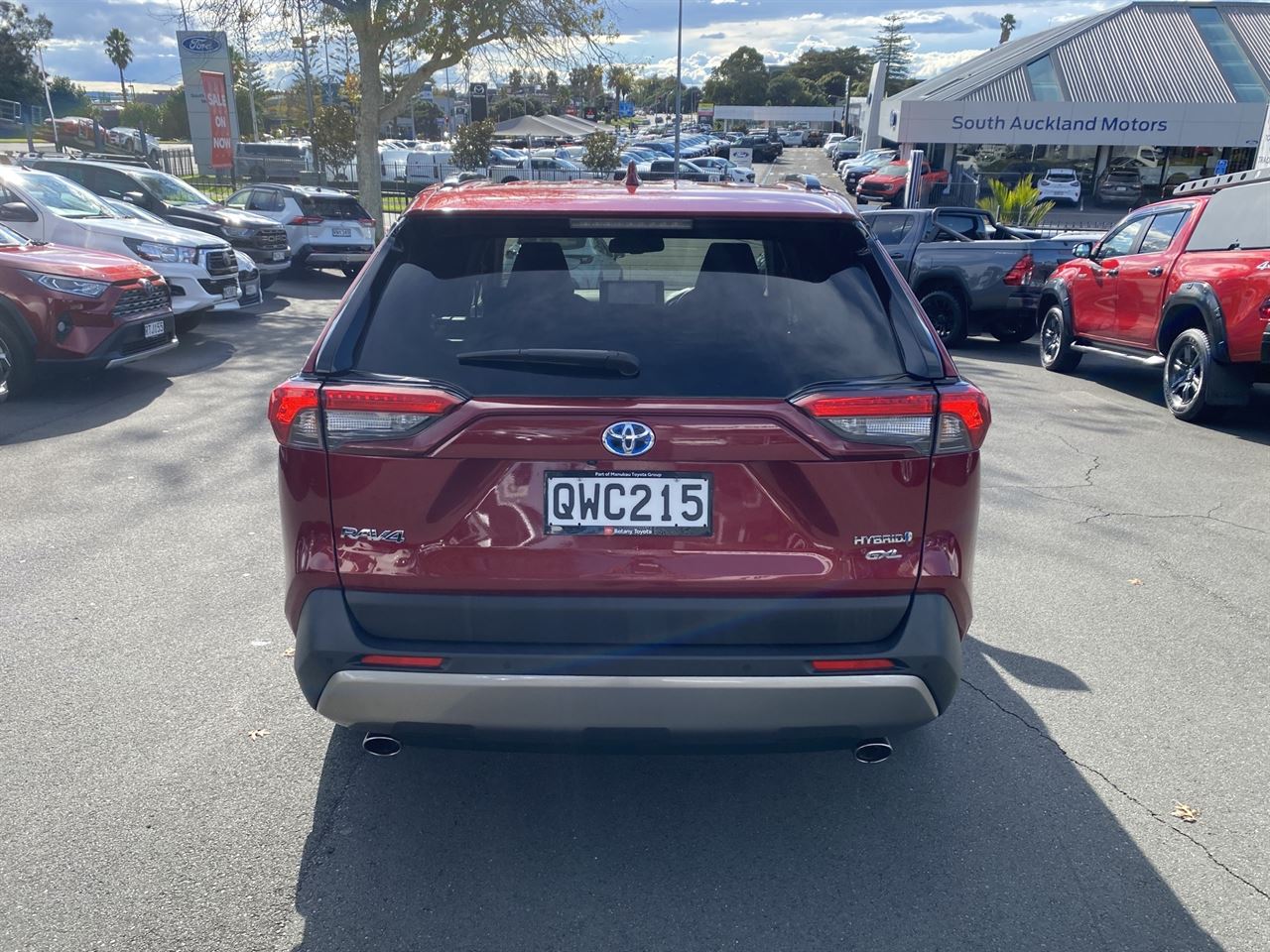 Vehicle image 4