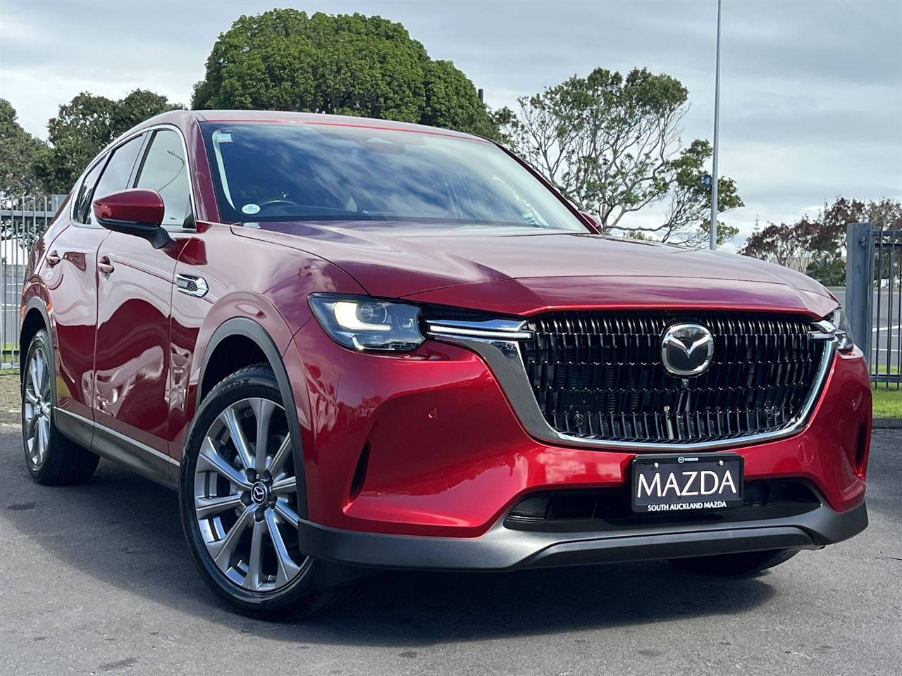 Vehicle image 5
