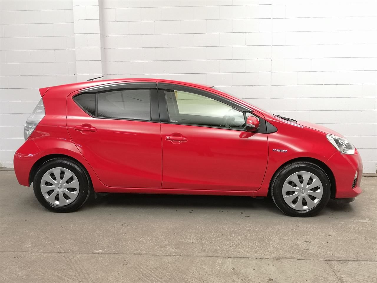 Vehicle image 3