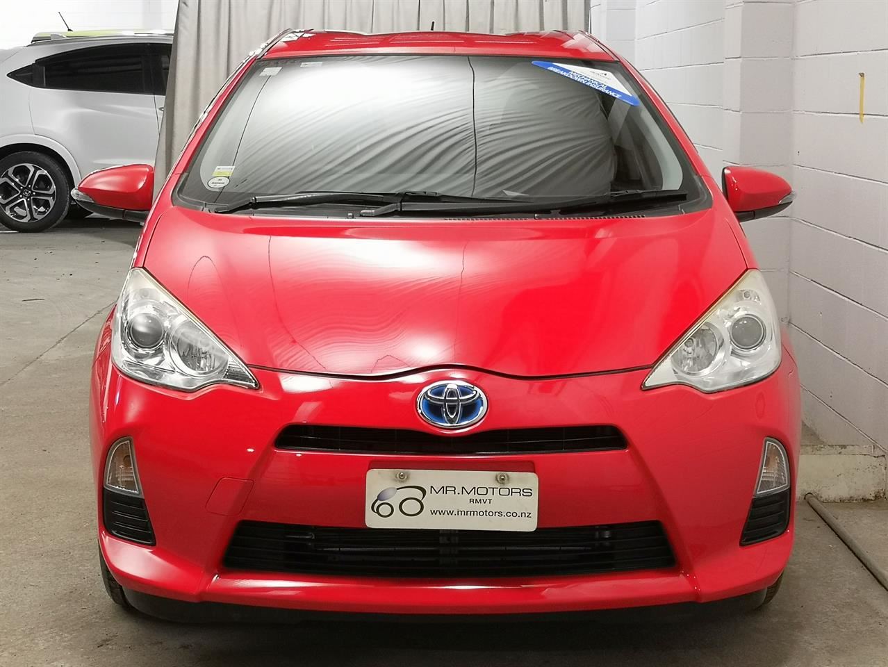 Vehicle image 4