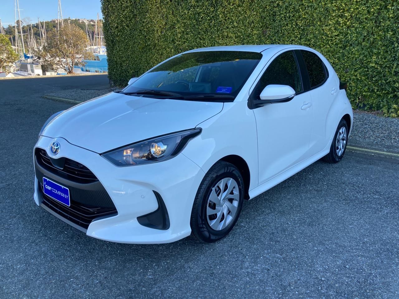 Vehicle image 5