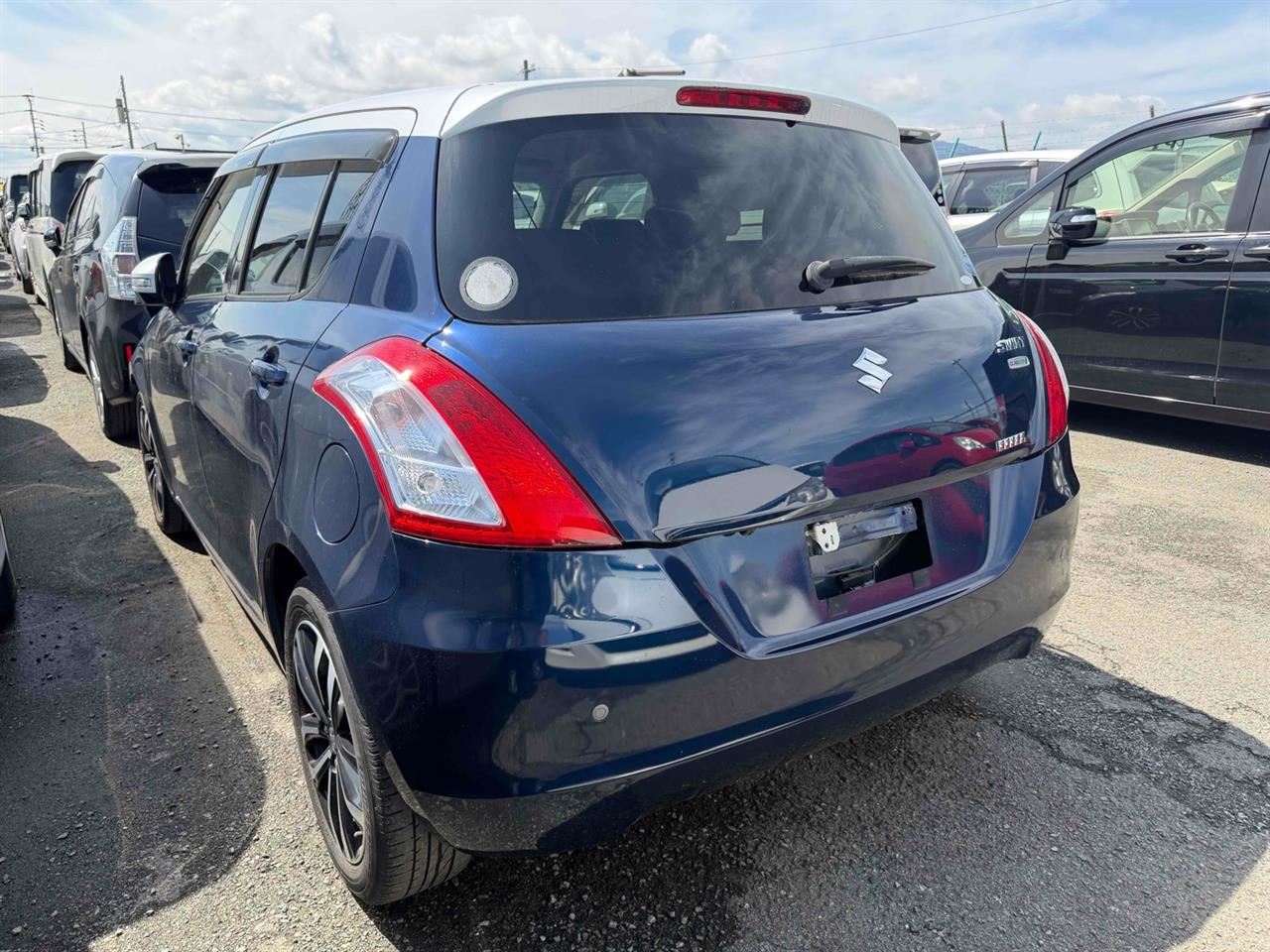 Vehicle image 2