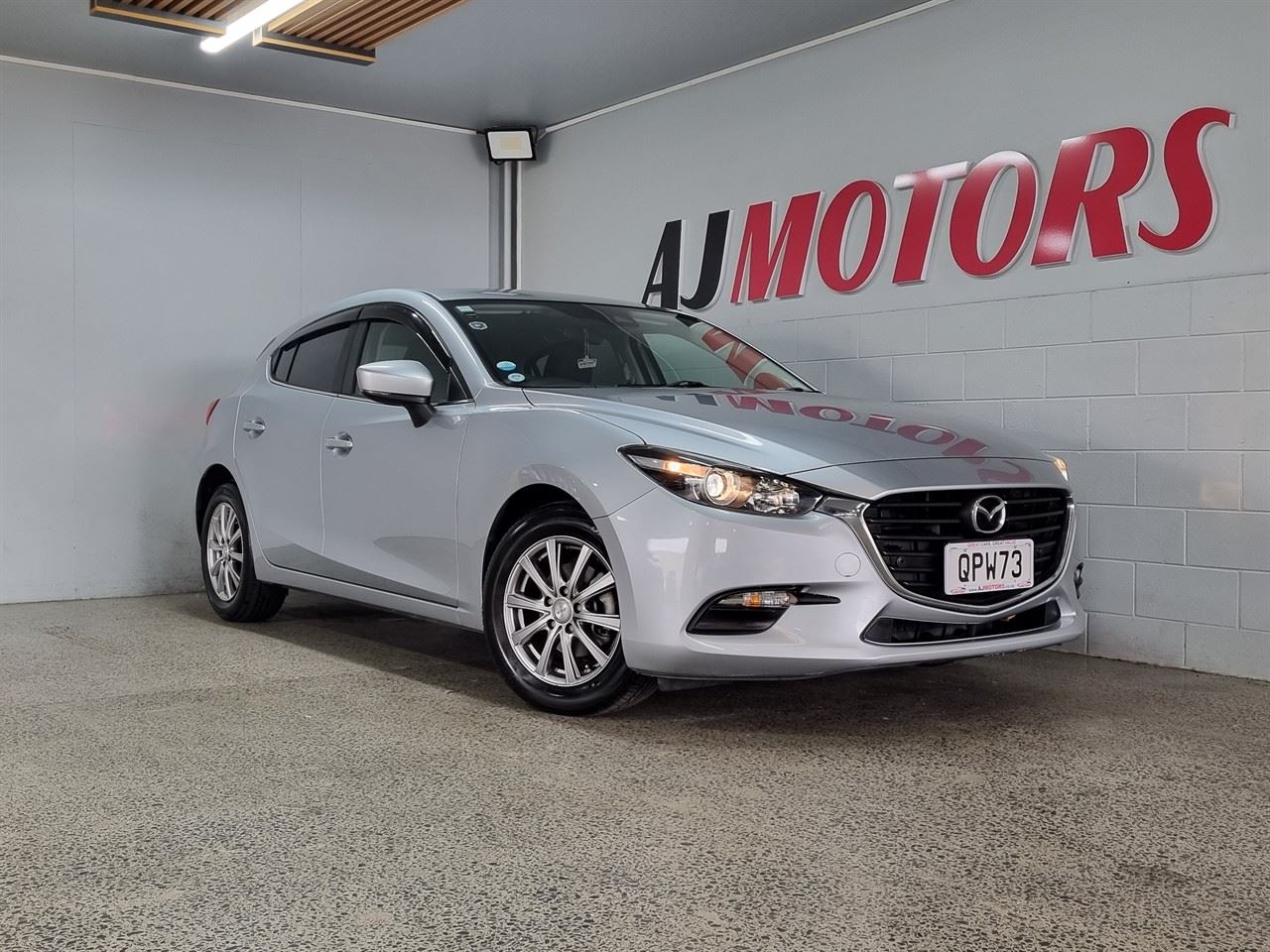 Vehicle image 1
