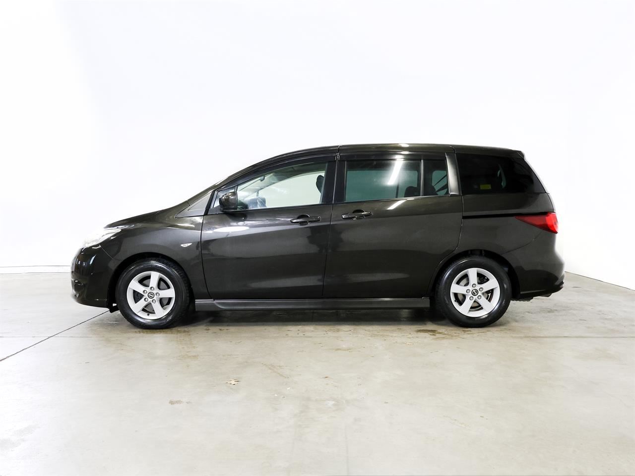 Vehicle image 5