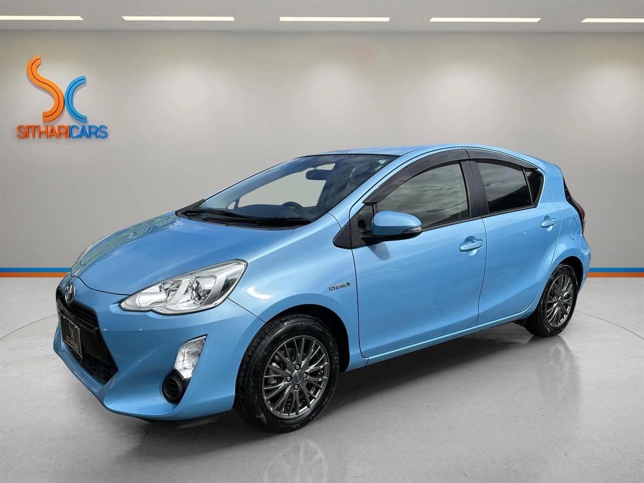 Vehicle image 3