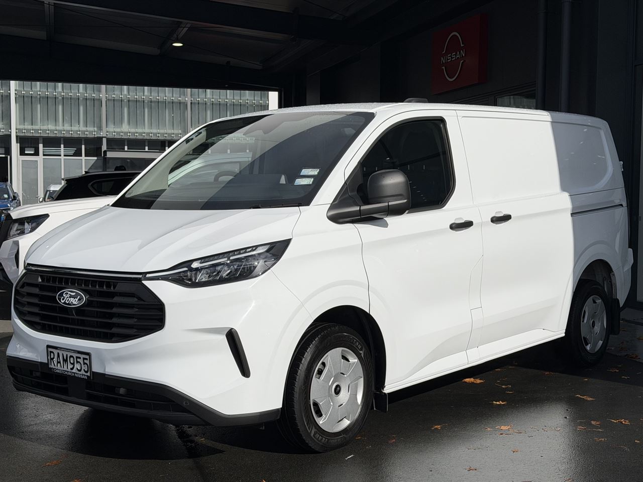 Vehicle image 3