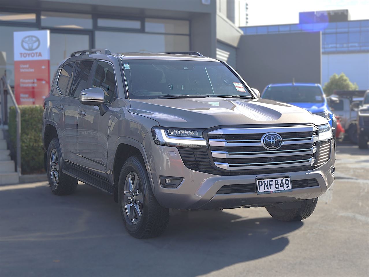 Vehicle image 1