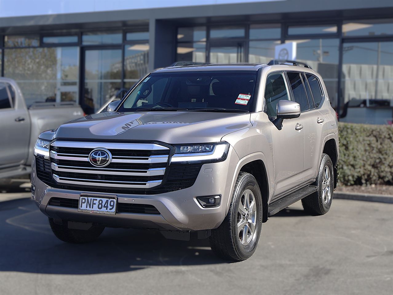 Vehicle image 3