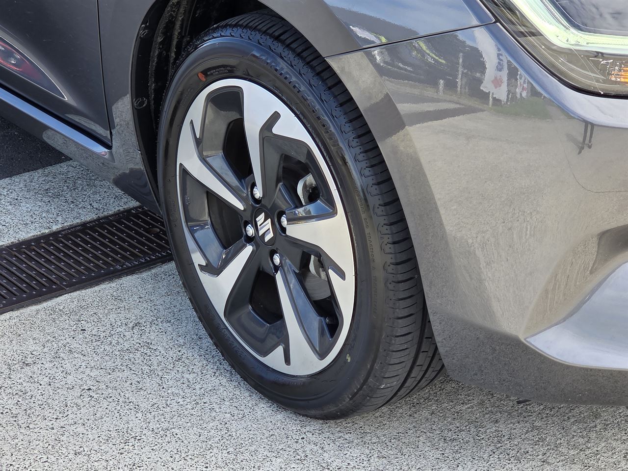 Vehicle image 2