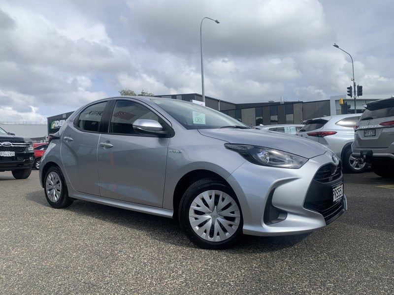 Vehicle image 5