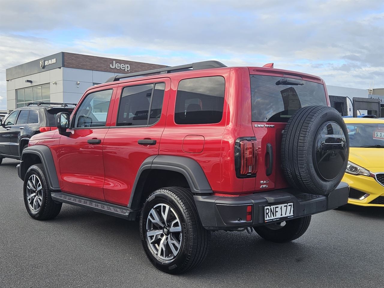 Vehicle image 4