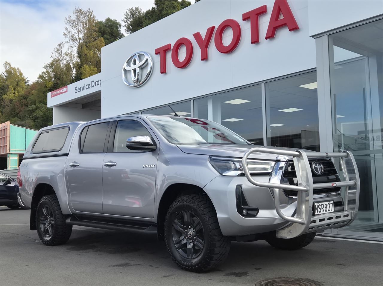 Vehicle image 1
