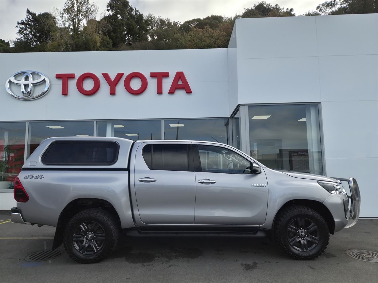 Vehicle image 2