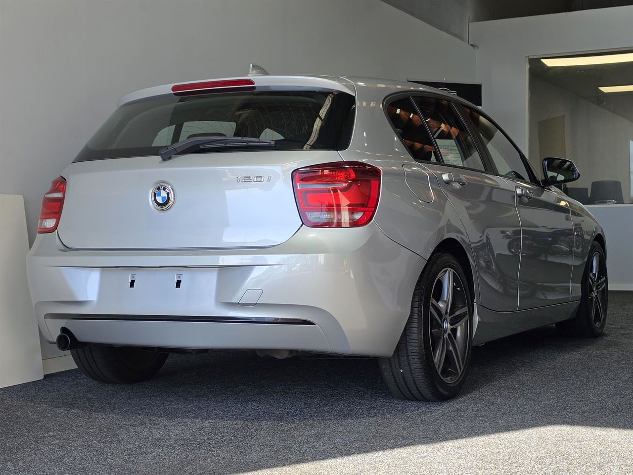 Vehicle image 2