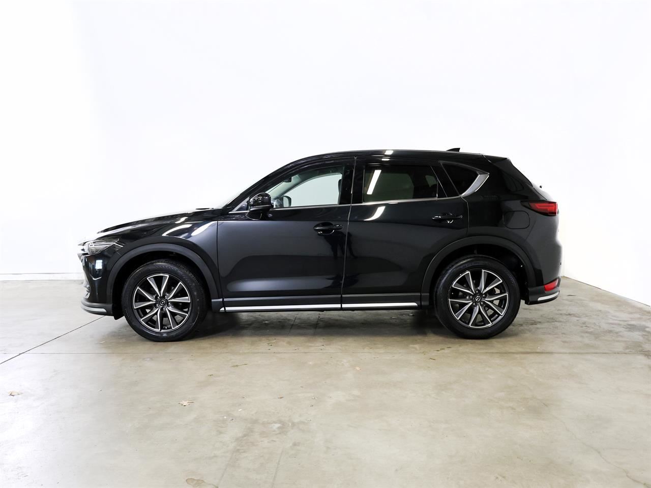 Vehicle image 5