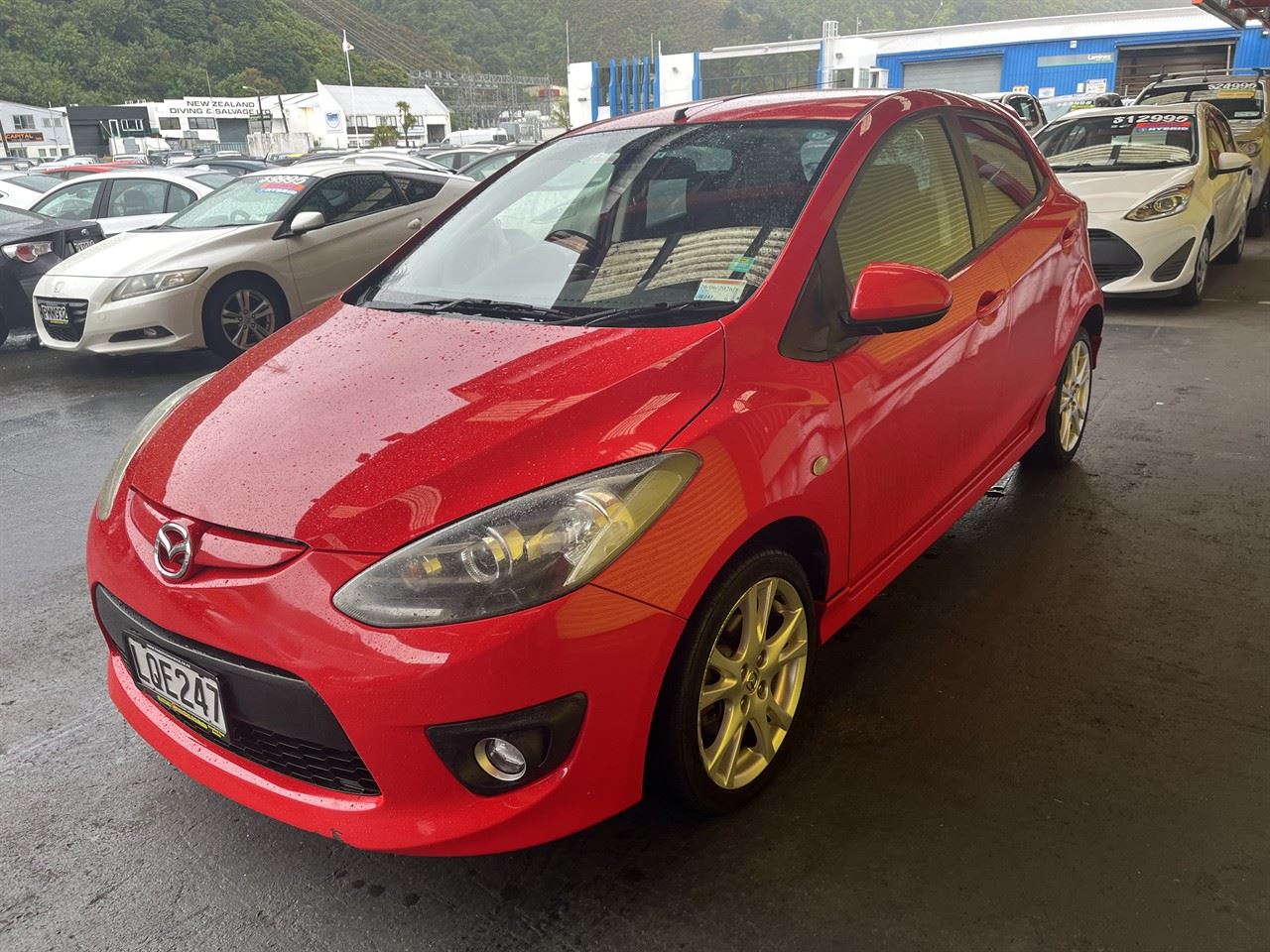 Vehicle image 3