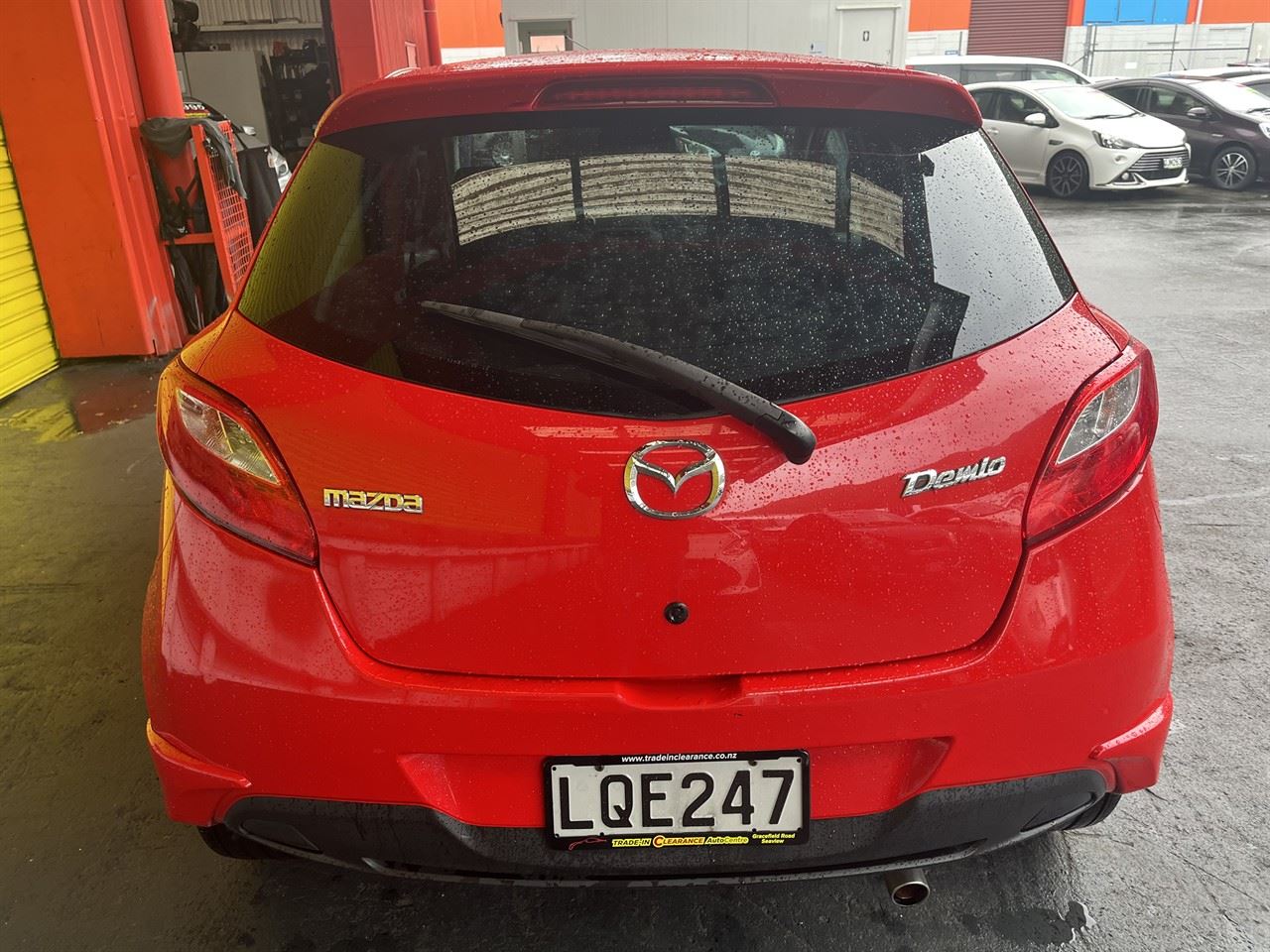Vehicle image 5