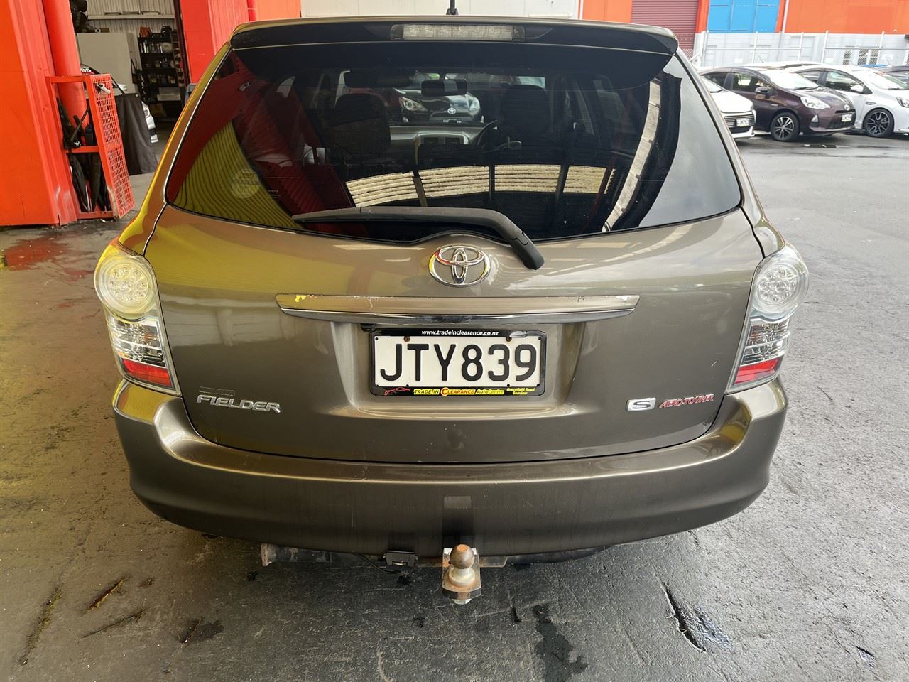 Vehicle image 5