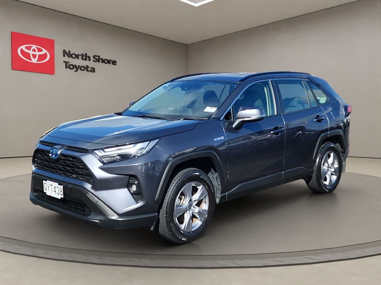Vehicle image 3