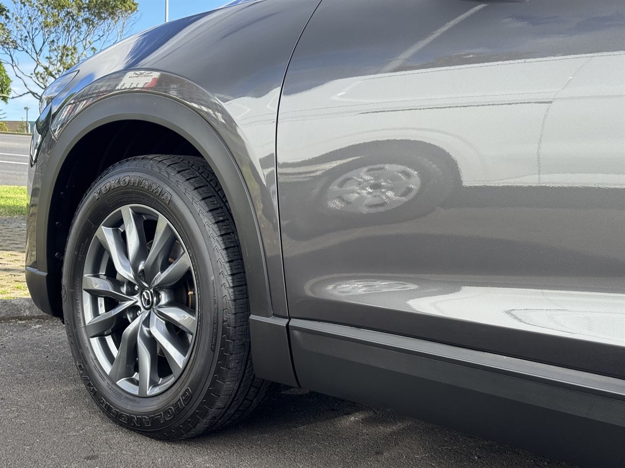 Vehicle image 3
