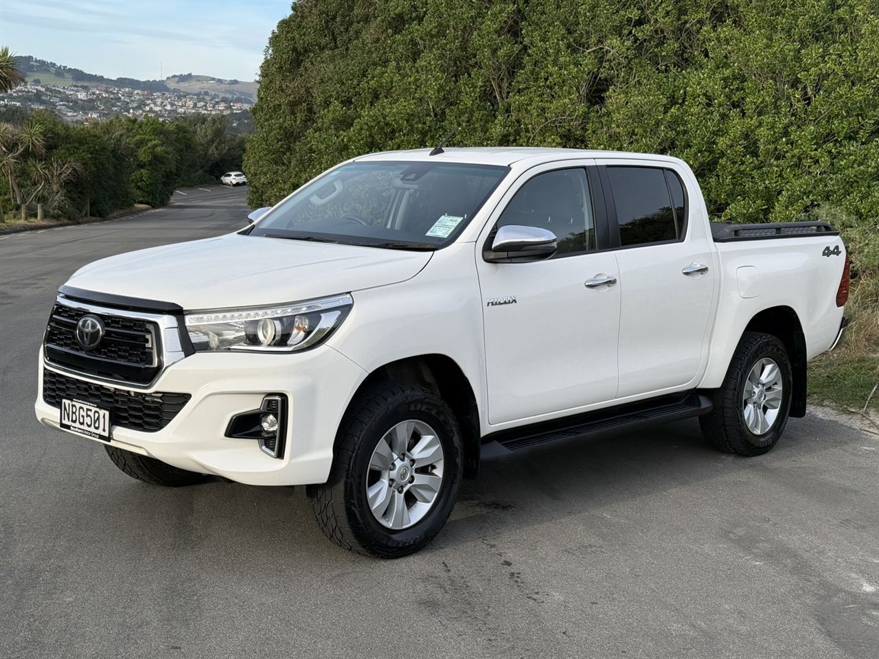 Vehicle image 3