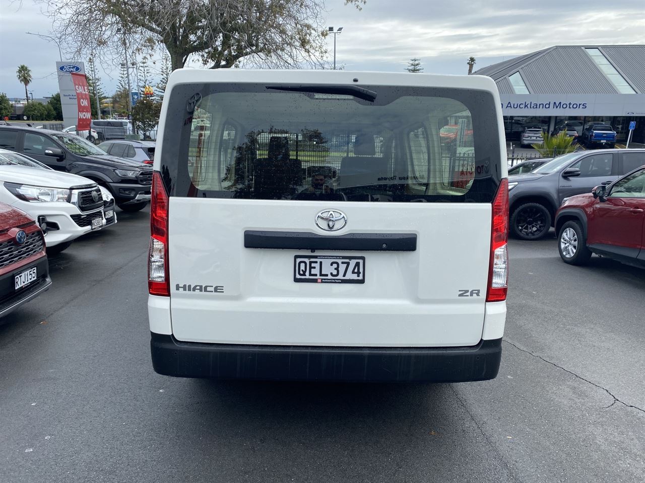Vehicle image 3