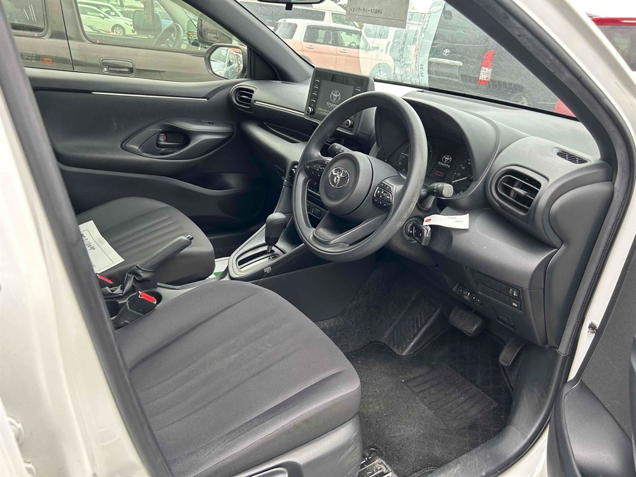 Vehicle image 3