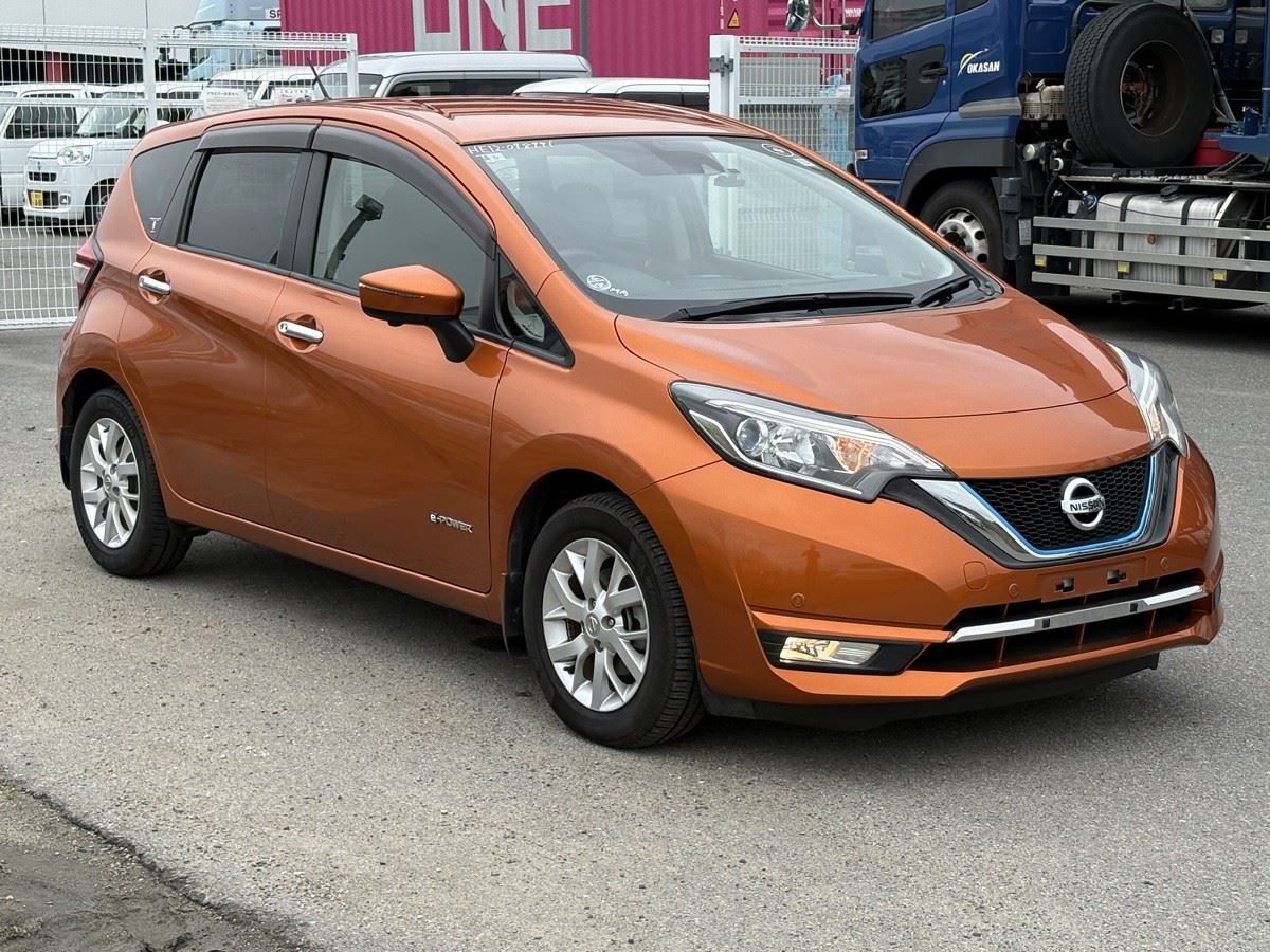 Vehicle image 1
