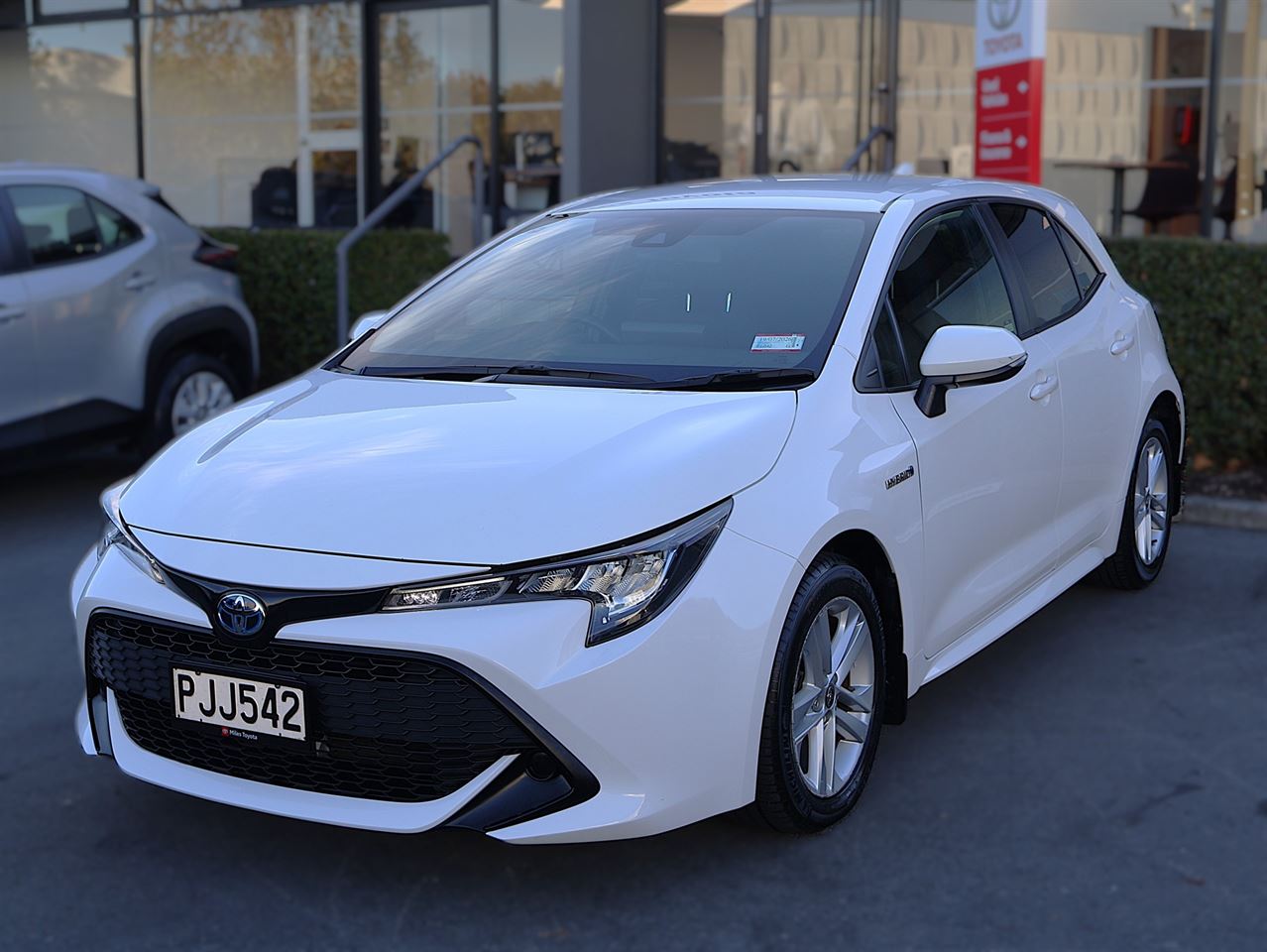 Vehicle image 3