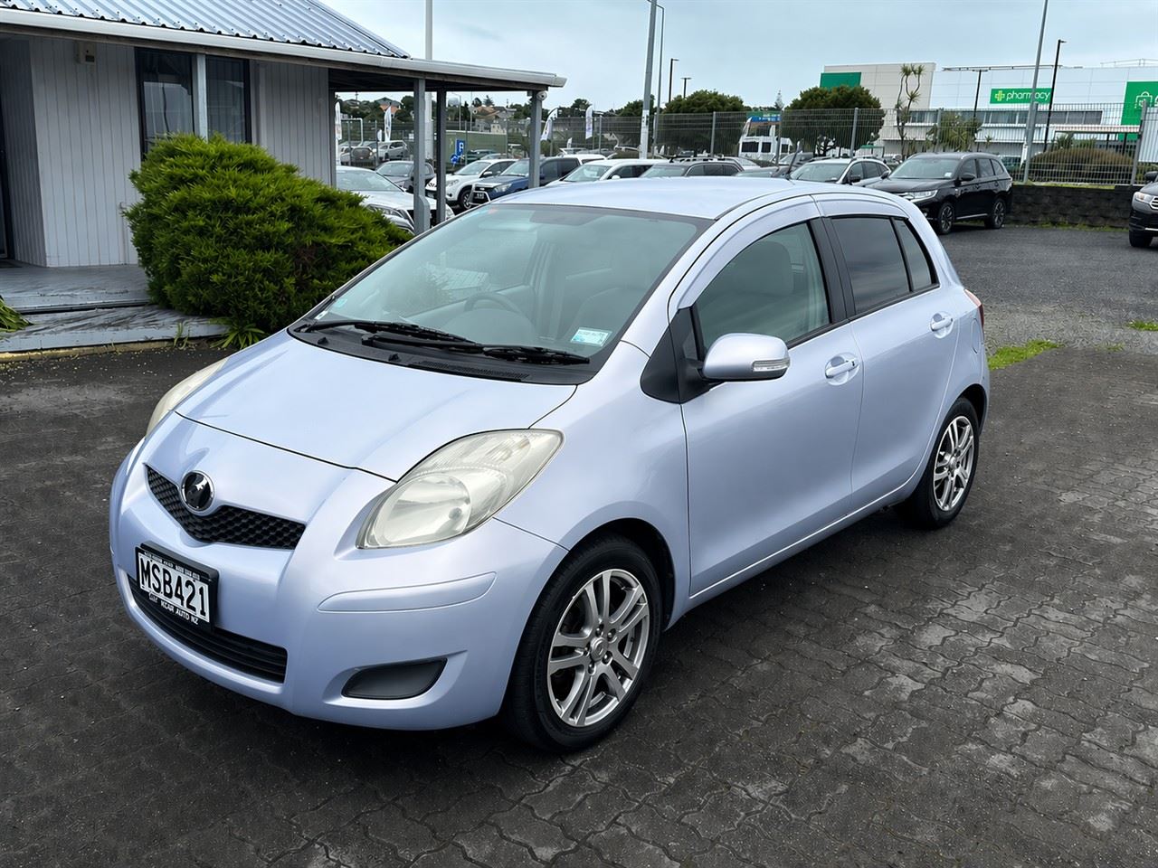 Vehicle image 3