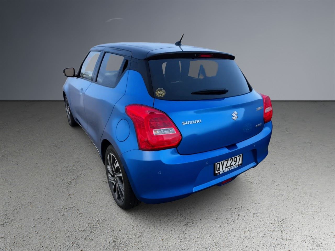 Vehicle image 4