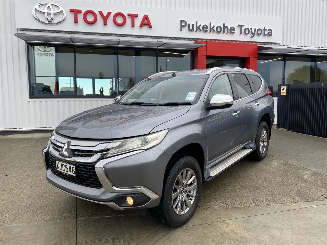 Vehicle image 1