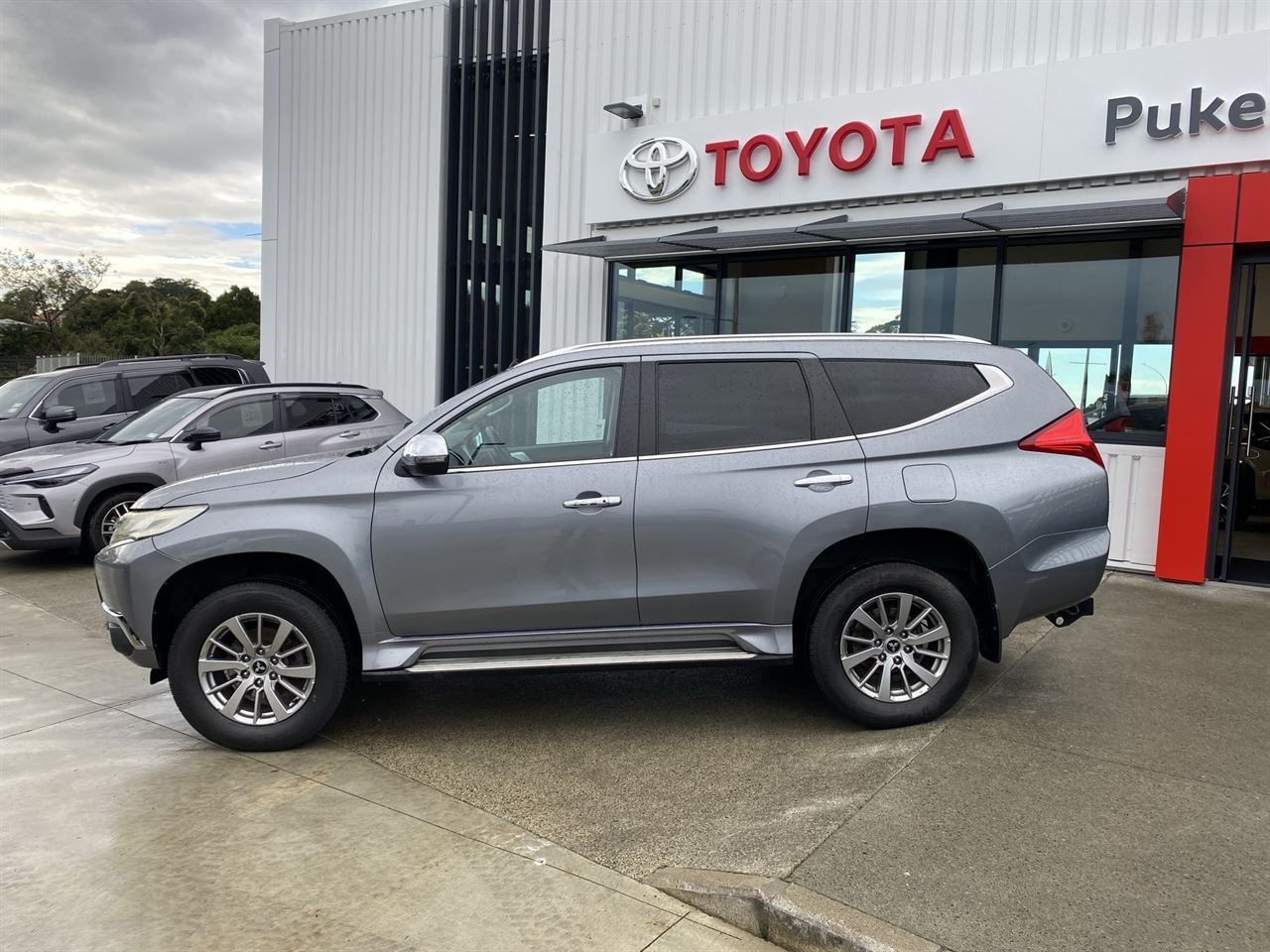 Vehicle image 2