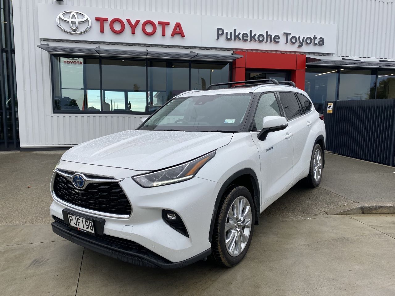 Vehicle image 1