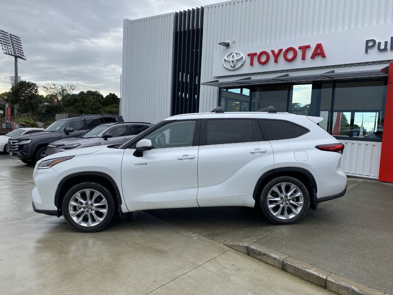 Vehicle image 2