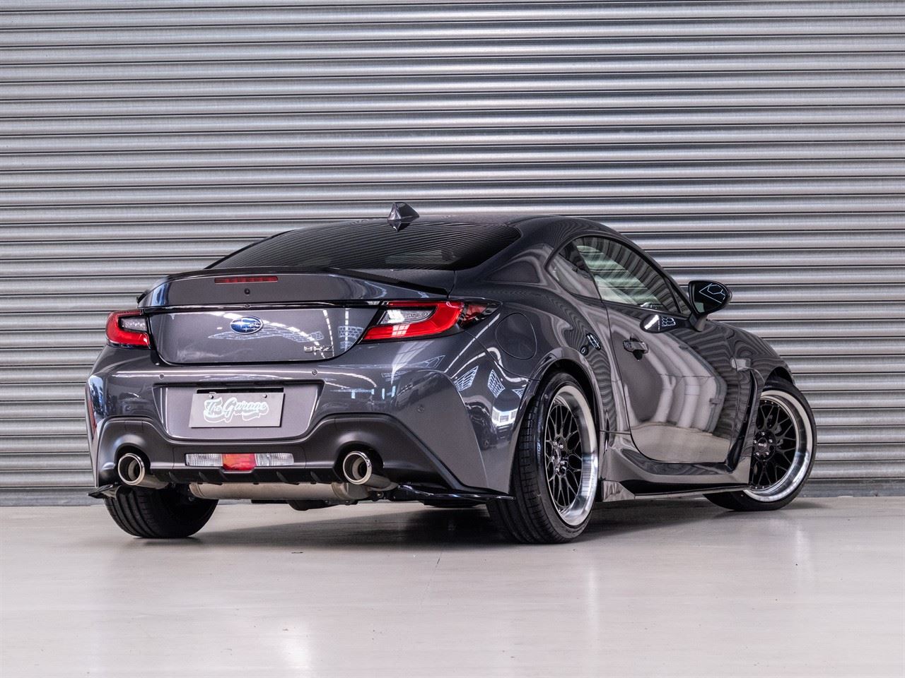 Vehicle image 3