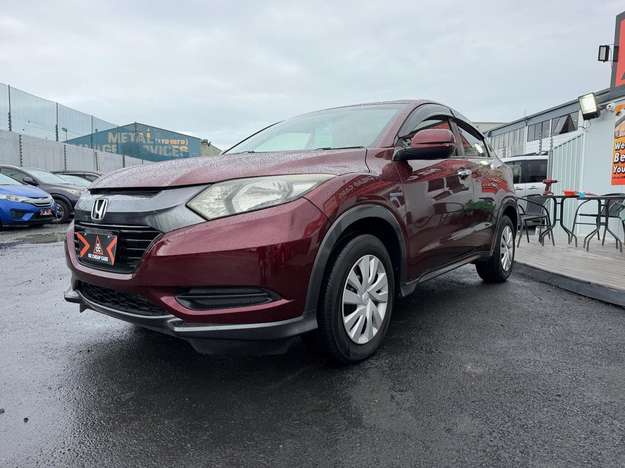 Vehicle image 3