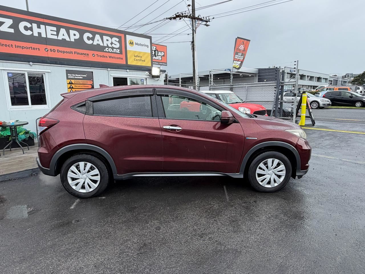 Vehicle image 5