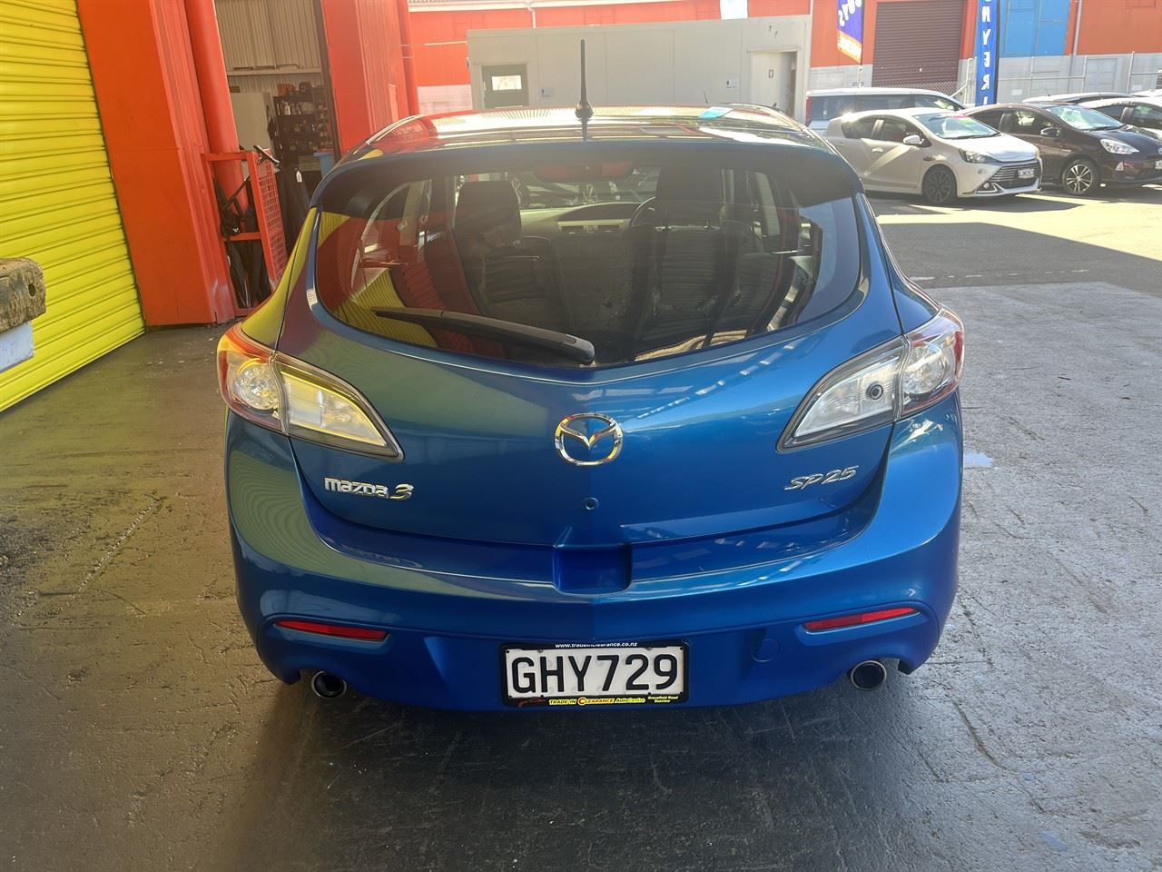 Vehicle image 5
